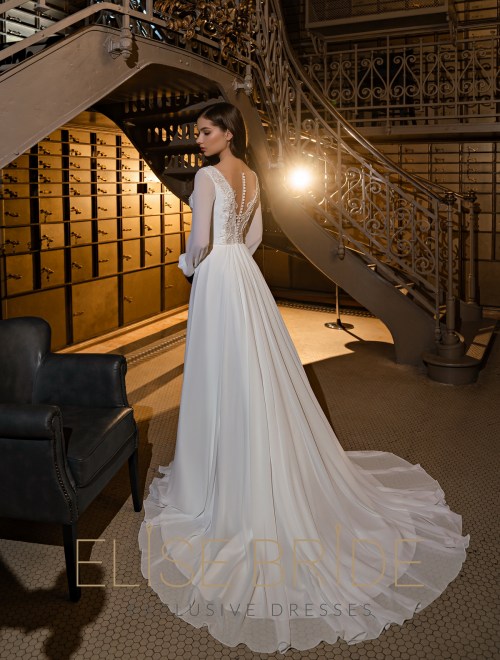 https://elisebride.ro/images/stories/virtuemart/product/18 Ximena       (3)37.jpg
